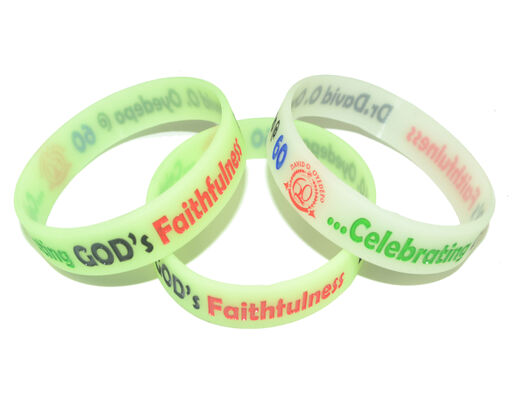 Color Filled Custom Silicone Bracelets Glow In The Dark For Outdoor Events